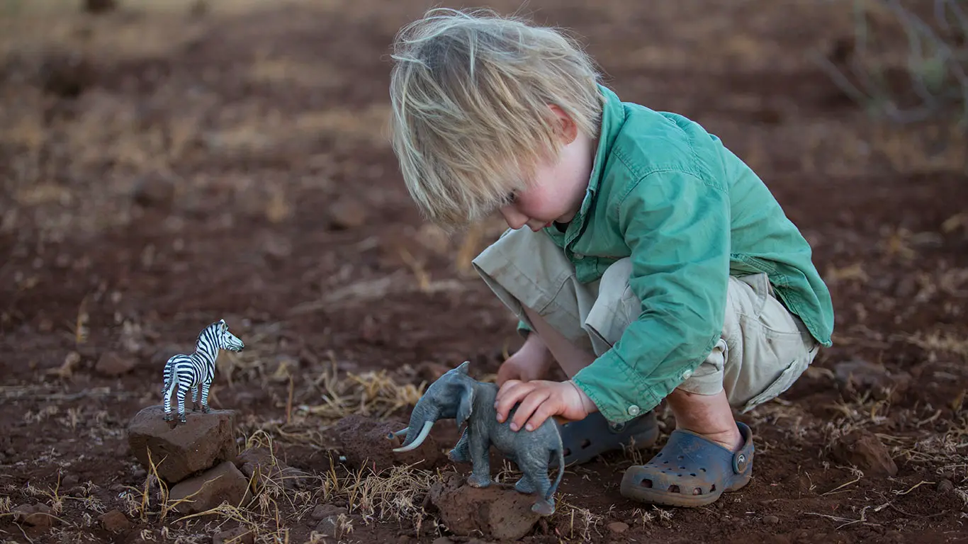 children on safari