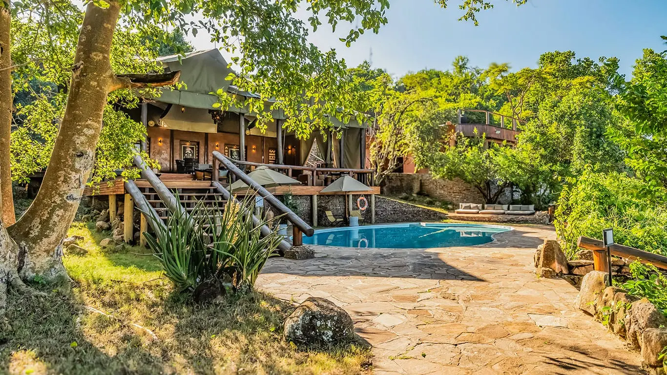 Serengeti Migration Camp