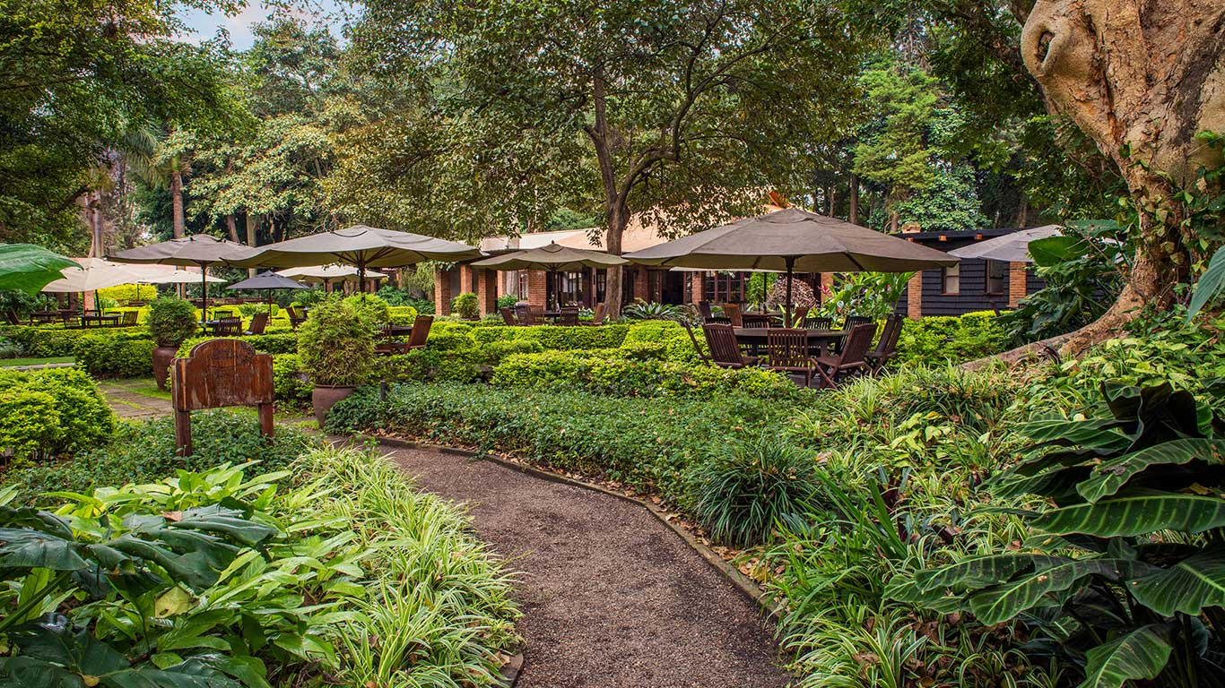 Arusha-Coffee-Lodge-Plantation-Room-Interior-ViewArusha Coffee Lodge-Gardens