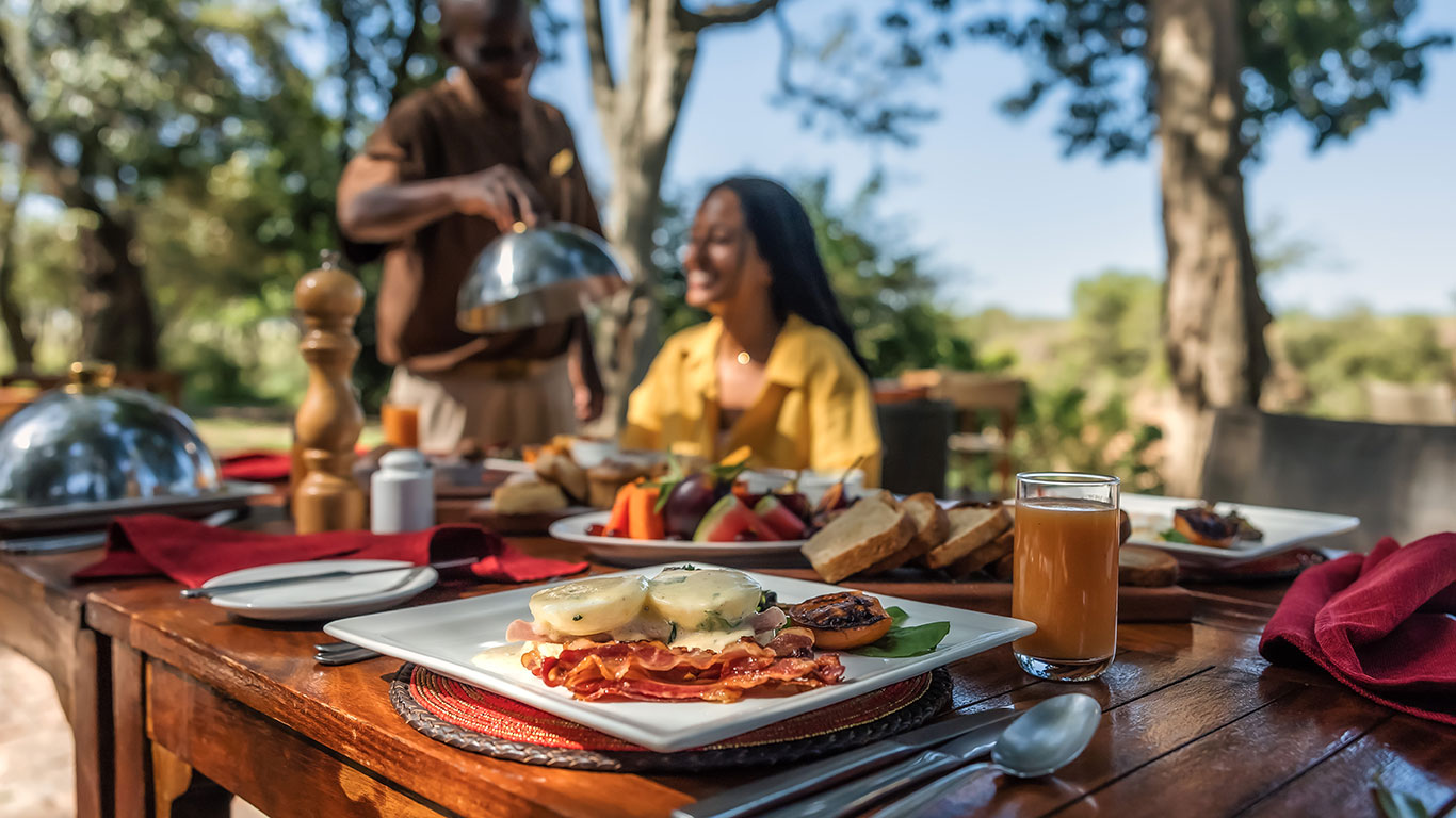Sand River Mara - Bush Breakfast
